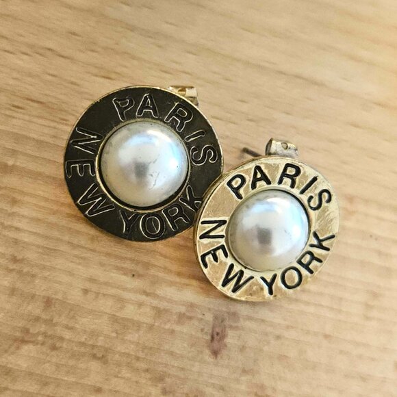 A Curated Collection of Vintage Style Earrings - Picture 3 of 10